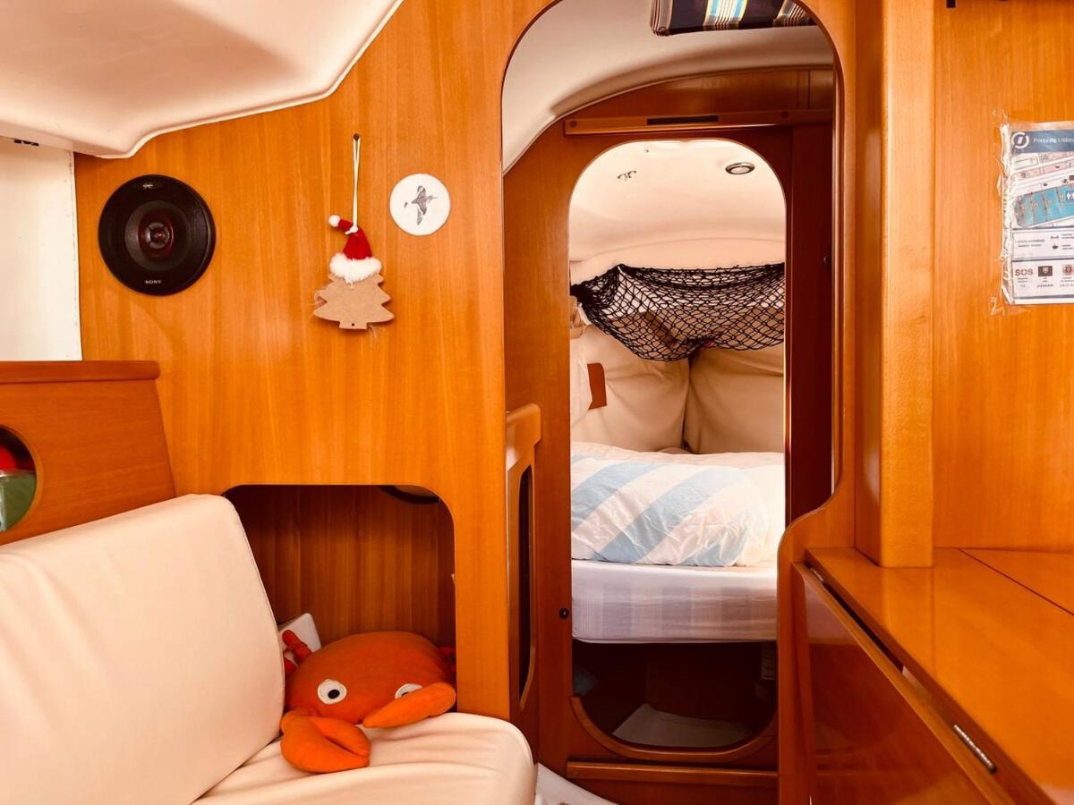 Surfbird Cozy Sailboat Escape Hotell Lisboa Exteriör bild