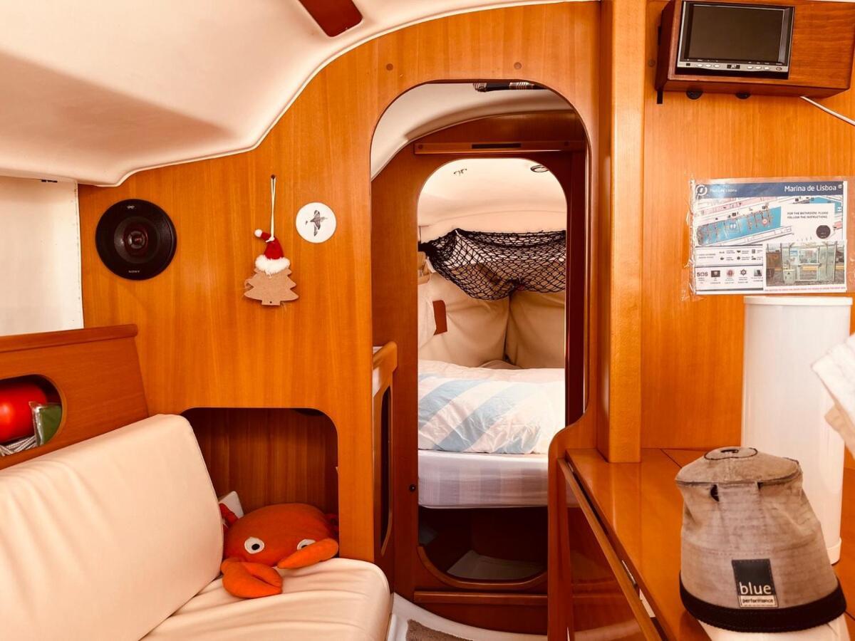 Surfbird Cozy Sailboat Escape Hotell Lisboa Exteriör bild